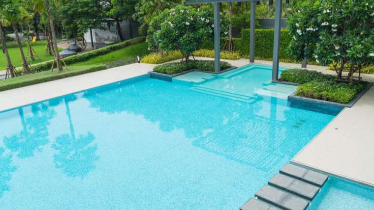 Pool remodeling in Palm Coast