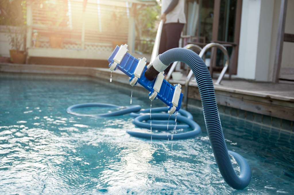 Pool-cleaning-Palm-coast Pool Cleaning Palm Coast